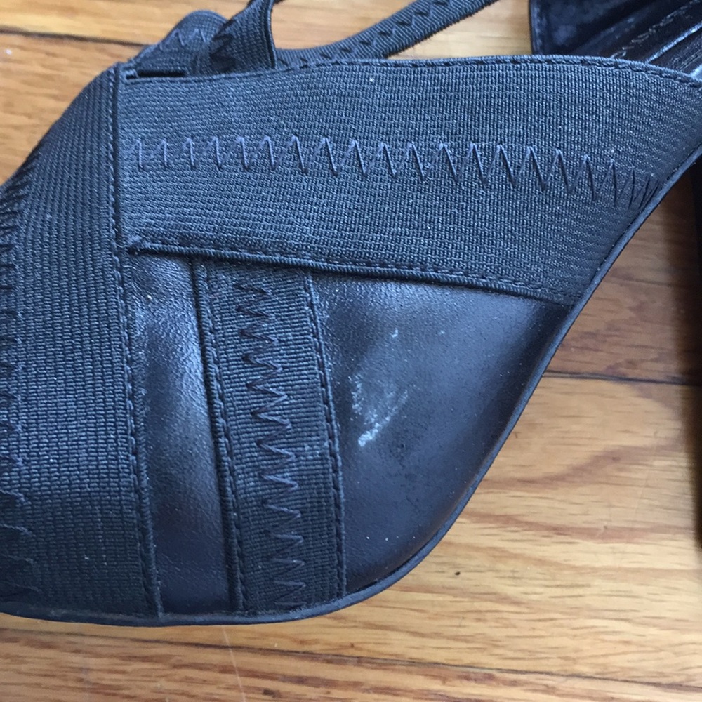 BCBG Generation black heels - Picture 3 of 4